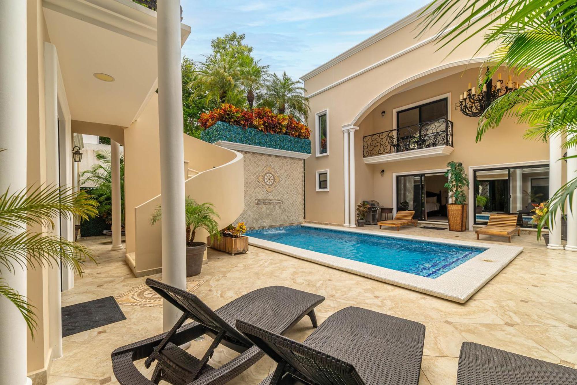 Villa Luxury Playacar 2 Min Walk To